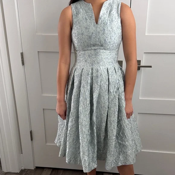 Calvin Klein size 2 Sleeveless Light Blue Textured Fit & Flare Dress - Picture 1 of 8